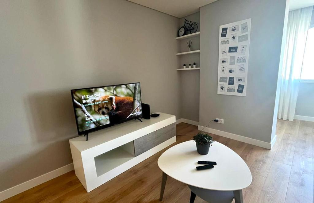 T2 Com Uma Vista Deslumbrante Sobre O Atlantico! Apartment กอสตา ดา กาปาริกา ภายนอก รูปภาพ
